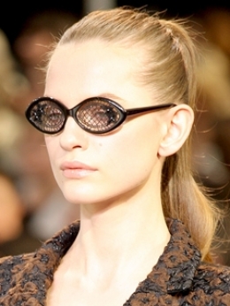 Fall 2020 Lace Accessories Style Trend