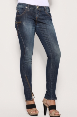 Cool Fall Celebrity Wardrobe Essentials