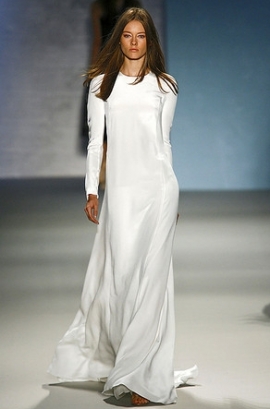 Spring/Summer 2020 All White Fashion Trend