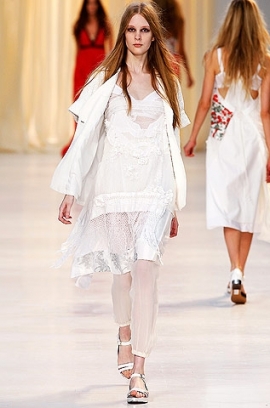 Spring/Summer 2020 All White Fashion Trend