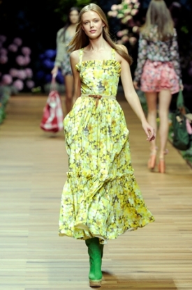 Spring/Summer 2020 Casual-Chic Fashion Trends