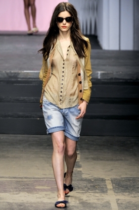 Spring/Summer 2020 Casual-Chic Fashion Trends