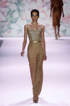 Spring/Summer 2020 Wide Leg Pants Trend