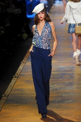 Spring/Summer 2020 Wide Leg Pants Trend