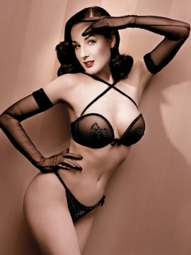 Hot Pin-Up Lingerie Trends