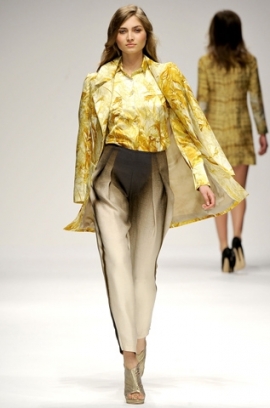 Spring/Summer 2020 Blazer Fashion Trends