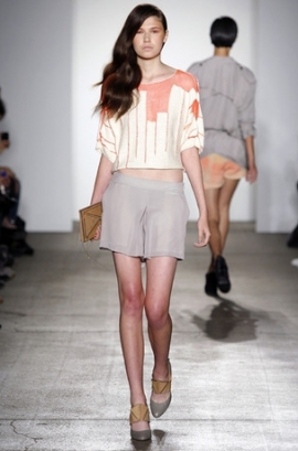 Spring/Summer 2020 Cropped Top Style Trend