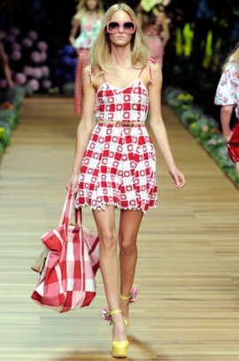 Spring/Summer 2020 Plaid Fashion Trend