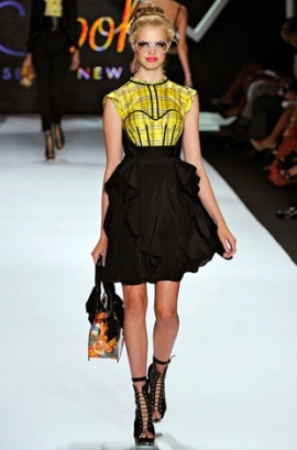 Spring/Summer 2020 Plaid Fashion Trend