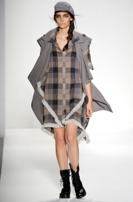 Spring/Summer 2020 Plaid Fashion Trend