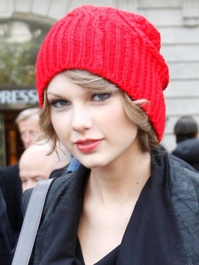 Celebrity Winter Hat Trends 2020