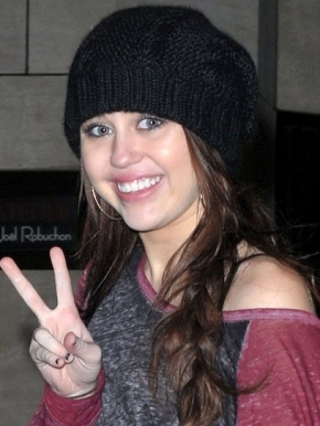 Celebrity Winter Hat Trends 2020