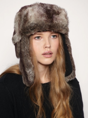 Trapper Hat Winter Trend