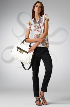 Simply Vera Wang Spring 2020 Lookbook