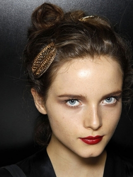 Spring 2020 Hair Accessories Trends