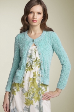 Wardrobe Essentials For College Girls