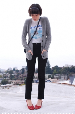 Wardrobe Essentials For College Girls