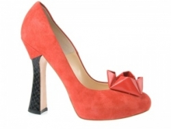 How to Wear the Color Orange