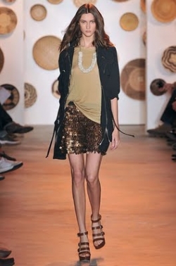 How to Wear Neutral Colors