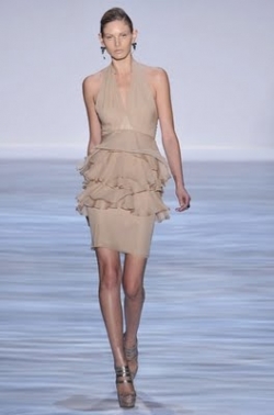 How to Wear Neutral Colors