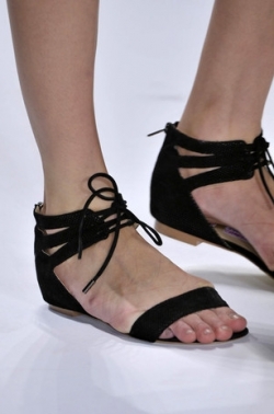 2020 Summer Shoe Trends – Flats