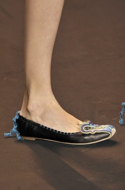 2020 Summer Shoe Trends – Flats