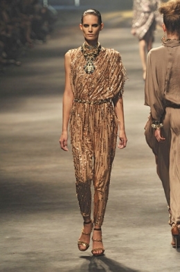 2020 Spring Summer Glittery Fashion Trend