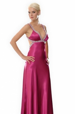 Tips to Wear Backless Gowns