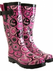 Rainy Days Style Must-Haves