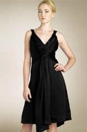 How to Dress to Enhance Small Bust