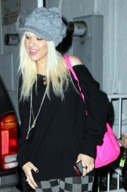 How to Get Christina Aguilera’s Look