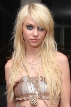 Taylor Momsen Fashion Style
