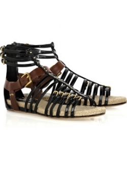 Must Have Women’s Shoes