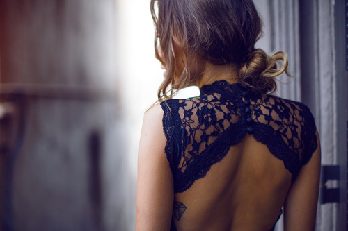 What NOT to Wear as a Wedding Guest