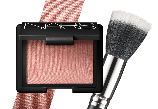 How to Choose and Apply Blush