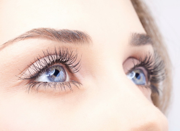 How to Get Beautiful Long Lashes