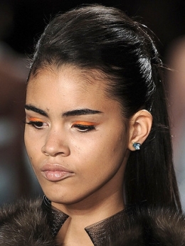 Spring/Summer 2020 Makeup Trends – Bright Eyes