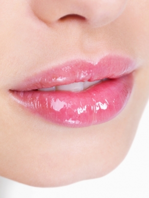 How to Get a No-Makeup Look