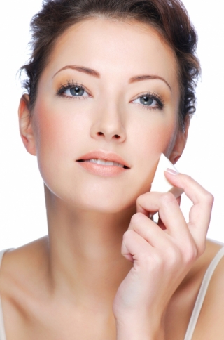 Celebrity Makeup Artist Beauty Tricks