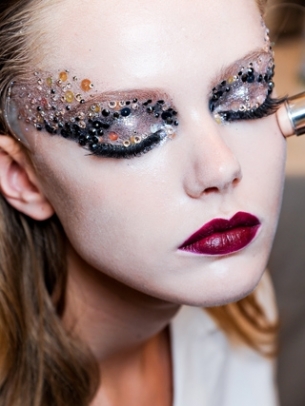 Runway Inspired Halloween Makeup Ideas