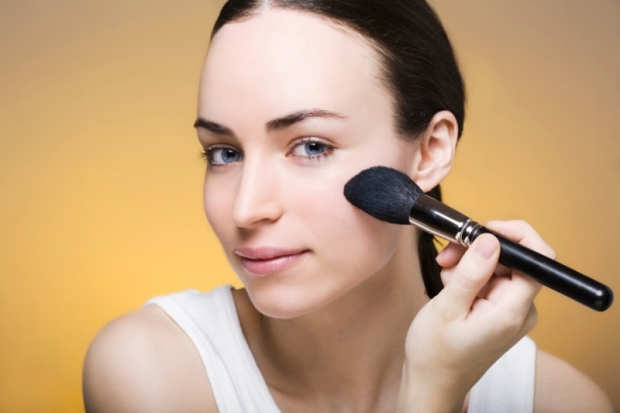 Amazing Backstage Makeup Tricks