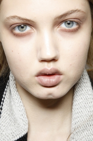 Fall 2020 Runway Beauty Trends | London Fashion Week