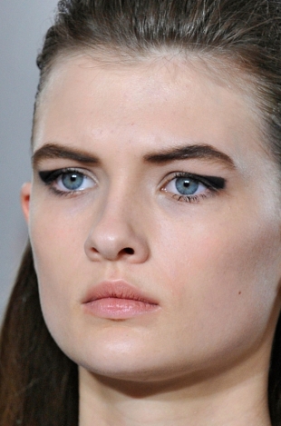 Fall 2020 Runway Beauty Trends | London Fashion Week