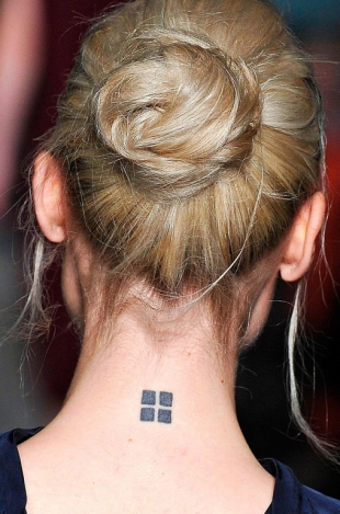 Fall 2020 Runway Beauty Trends | London Fashion Week