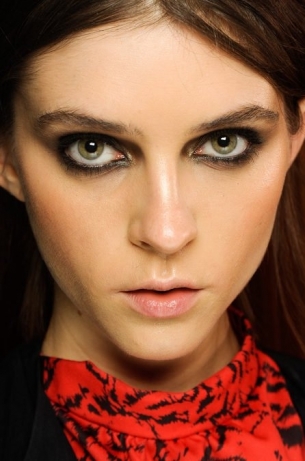 Halloween Makeup Looks from the Runway