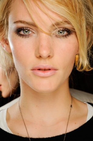 Cool Runway Makeup Looks for Fall 2020