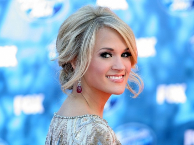 Carrie Underwood Makeup and Beauty Secrets