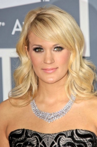 Carrie Underwood Makeup and Beauty Secrets