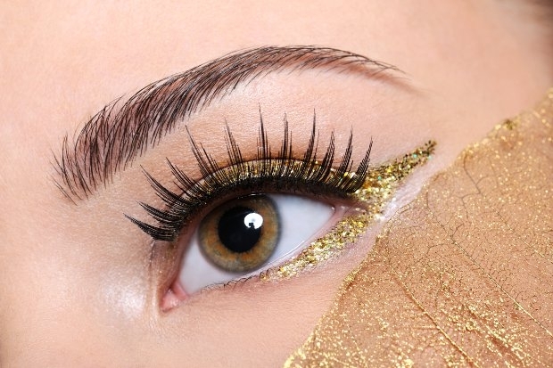 How to Wear Glitter Eyeliner
