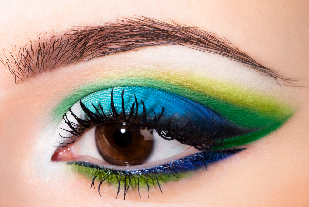 Eyeliner for Brown Eyes: Colors, Techniques, and More